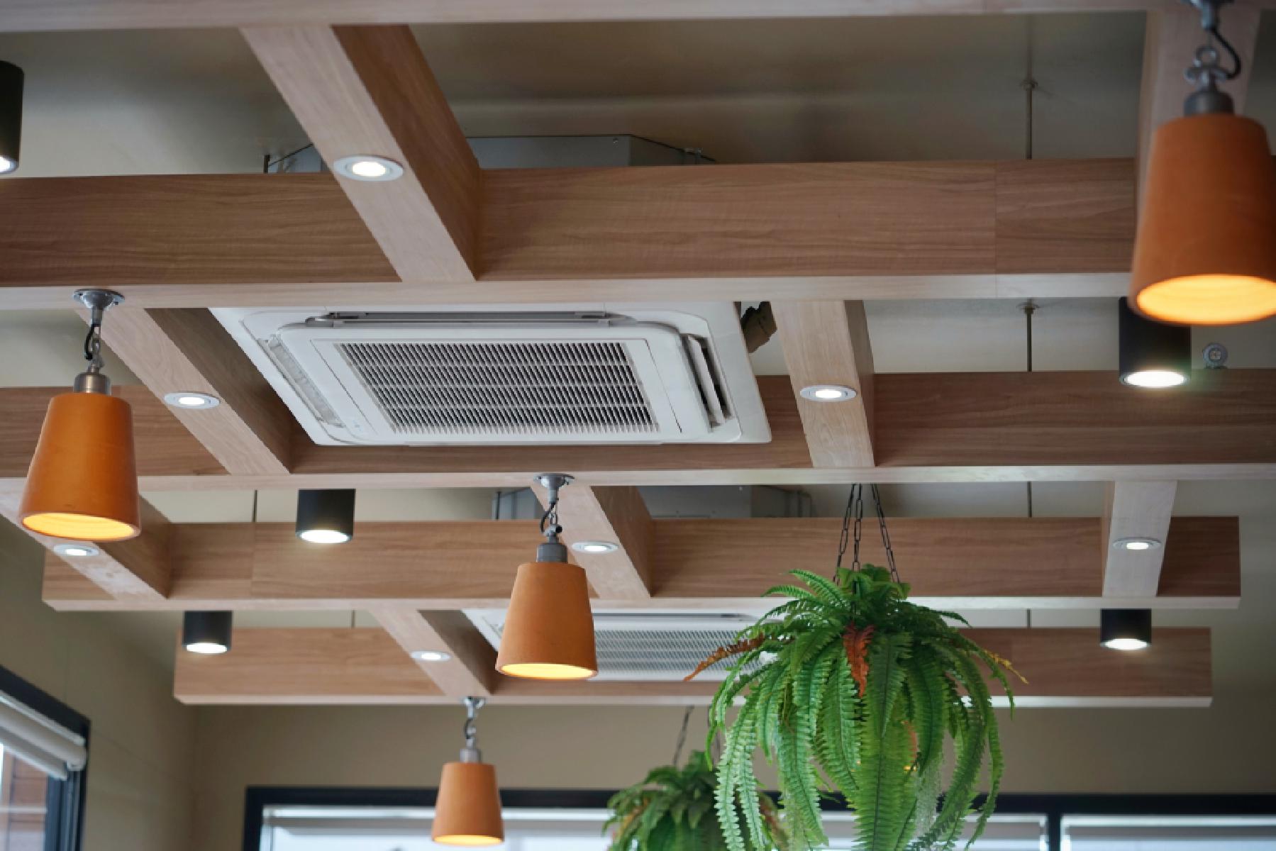 Air conditioning engineer in Kettering and Northamptonshire Air conditioning engineer in Kettering and Northamptonshire